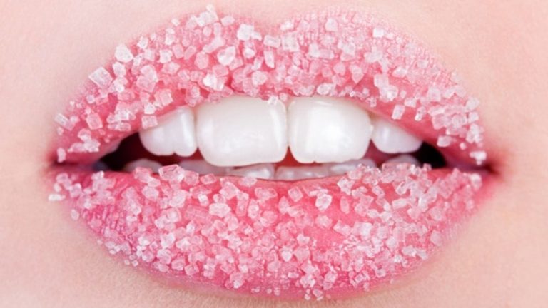 Top DIY Homemade Lip Scrub
