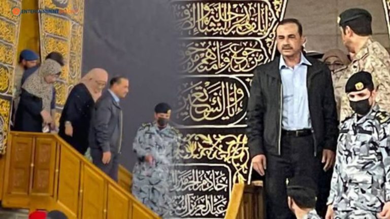 Doors of Kaaba opened for Pakistan army chief as he performs Umrah