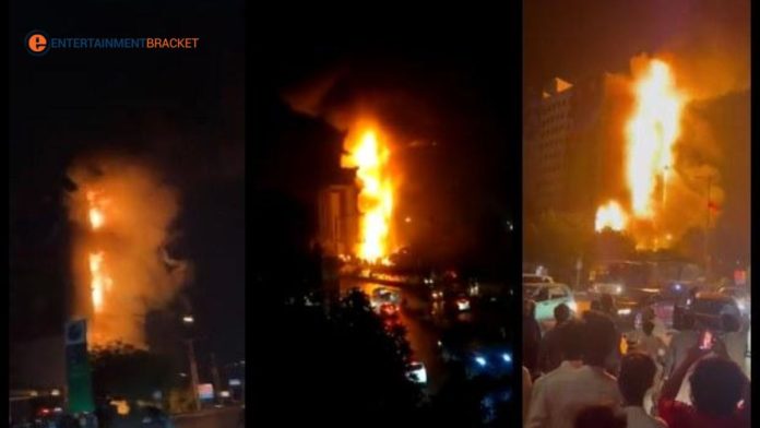 16-Storey Building Catches Fire at Shahrah-e-Faisal Karachi