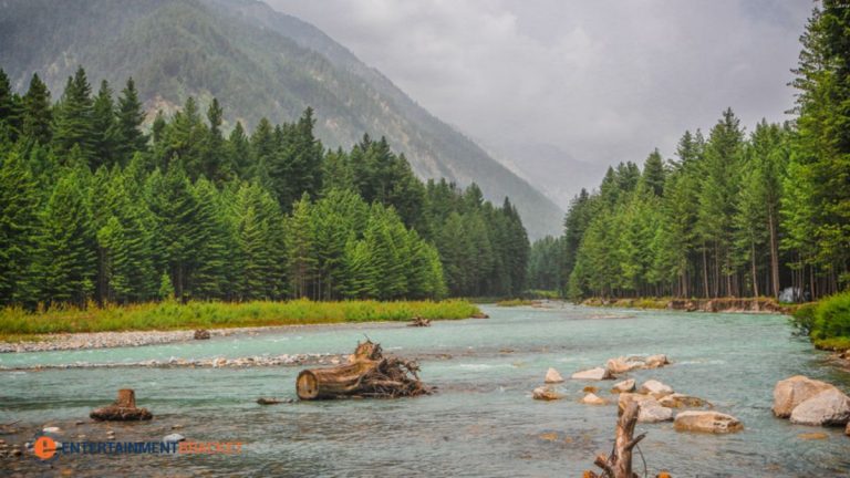 A Comprehensive Travel Guide to Kumrat Valley