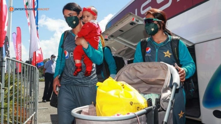 Video of Bismah Maroof Teaching Her Daughter How to Play Cricket Goes Viral